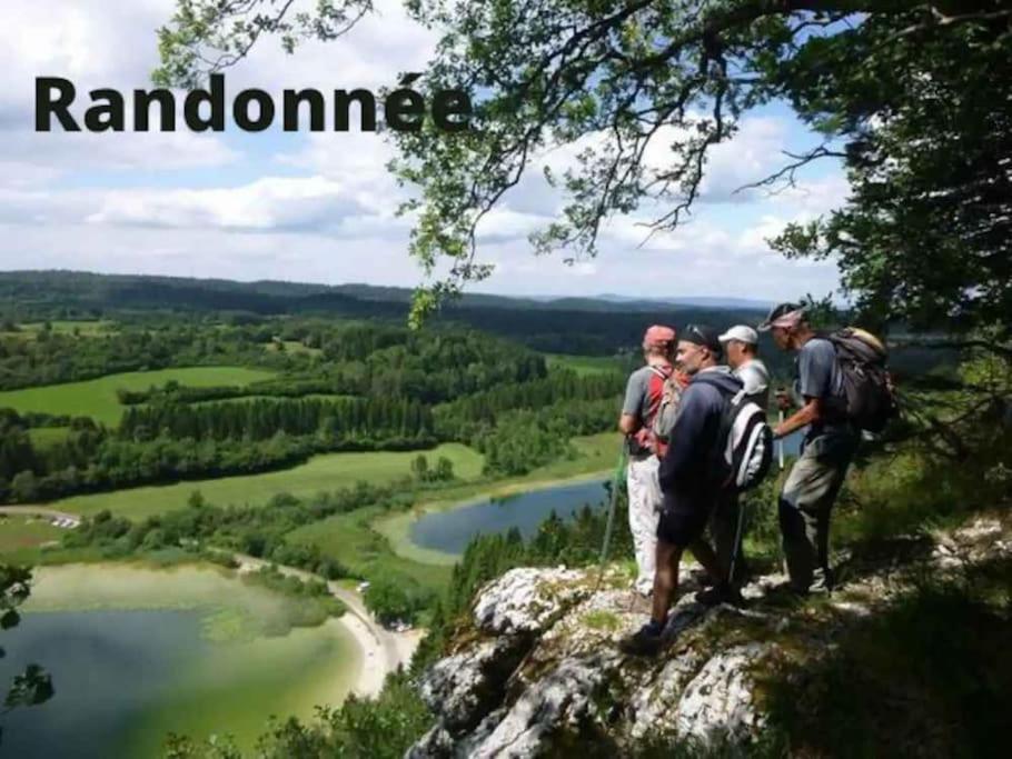 Superbe Appartement Au Coeur Du Jura 尚帕尼奥勒 外观 照片